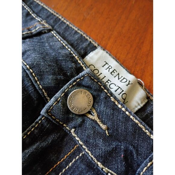 Trendy Collections Denim Jeans, Size: 9 (1127) - Picture 4 of 4